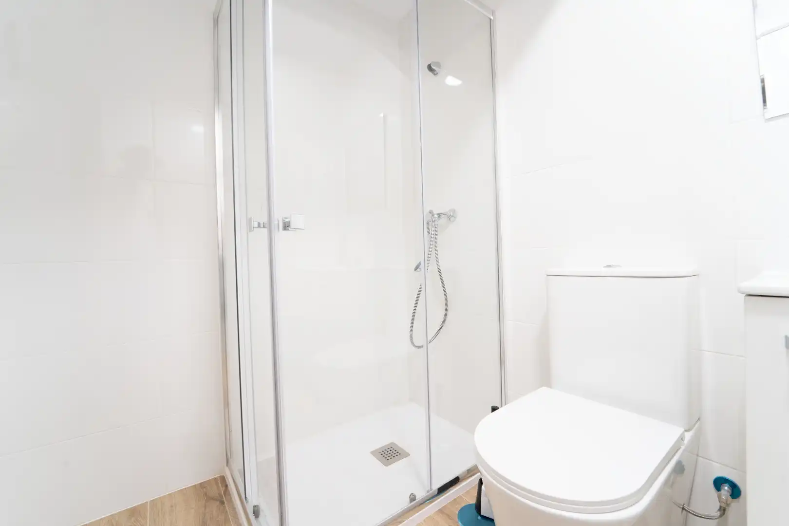 Bathroom of Flat for rent in Madrid  with Heating, Furnished and Oven