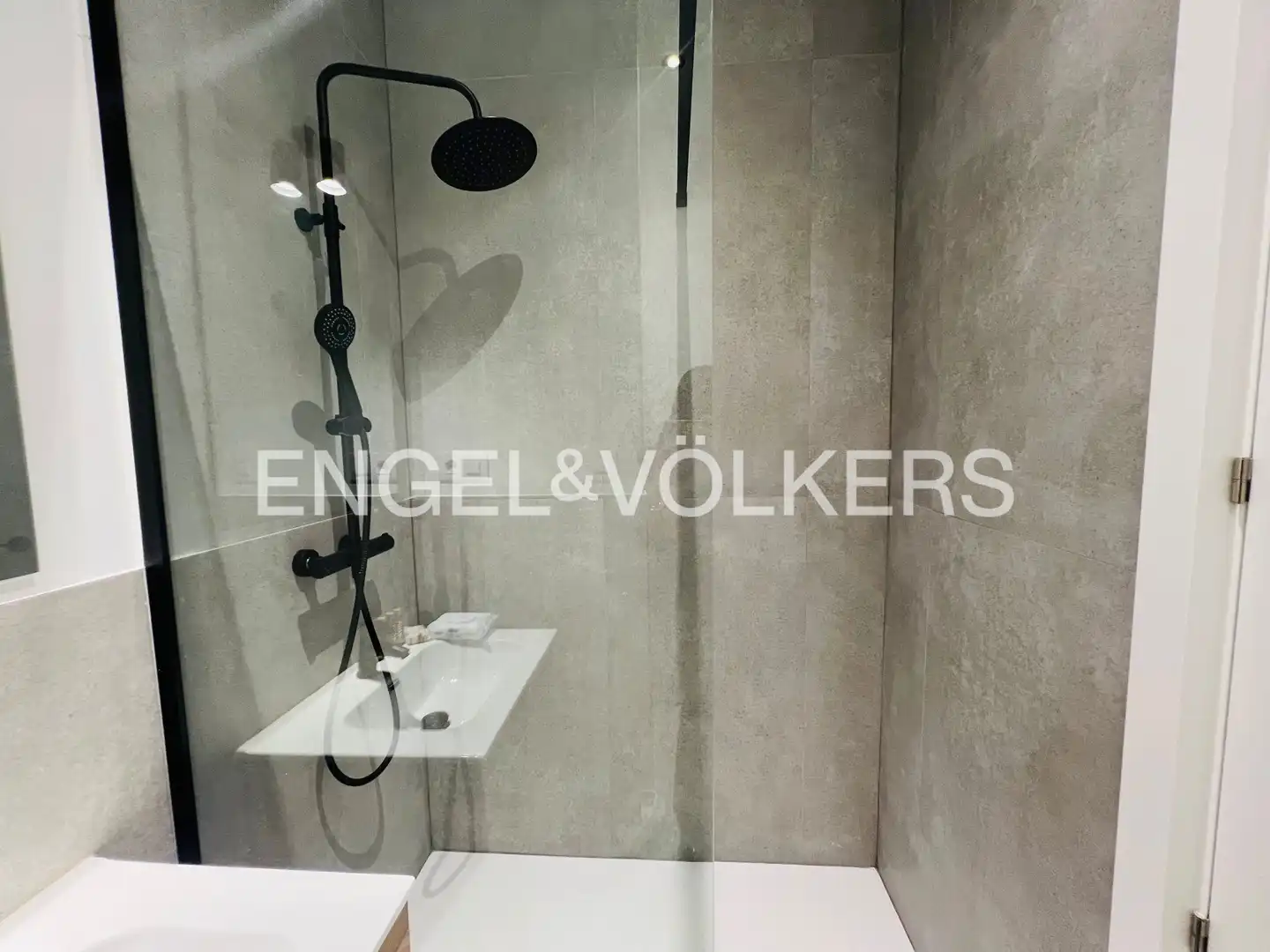 Bathroom of Lofts for rent in San Sebastián de los Reyes  with Air Conditioner and Heating