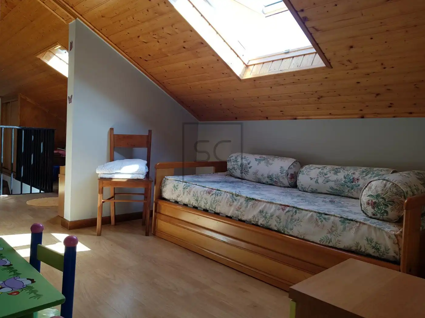 Schlafzimmer von Country house zum Verkauf in Laxe mit Heizung, Terrasse und Möbliert
