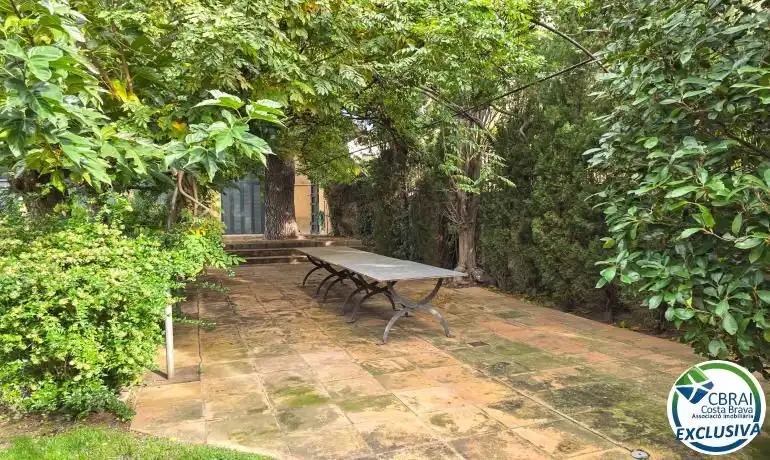 Houses for sale in Espolla, Girona