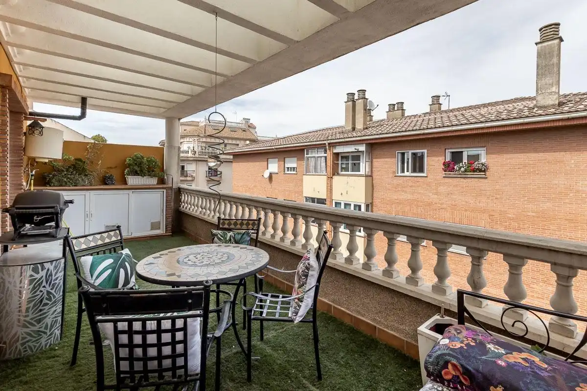 Terrasse von Dachboden zur Miete in Maracena mit Terrasse und Möbliert