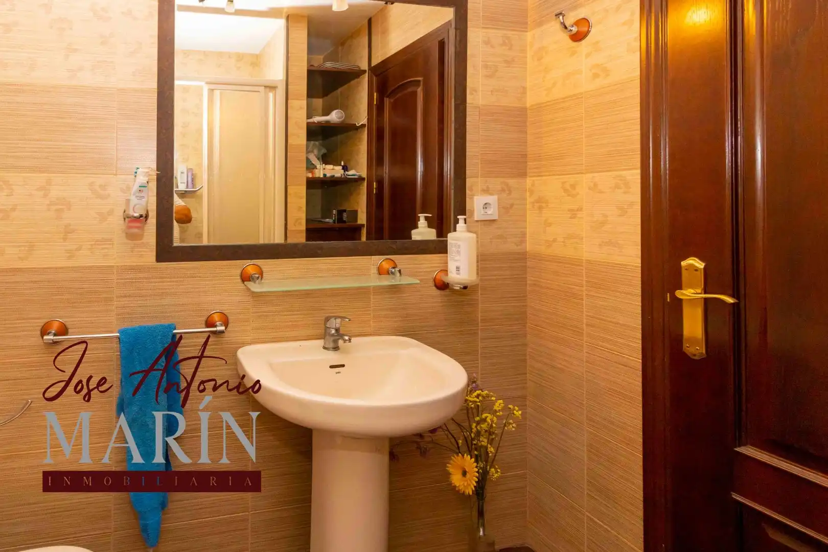 Baño de Piso en venta en Badajoz con Aire acondicionado