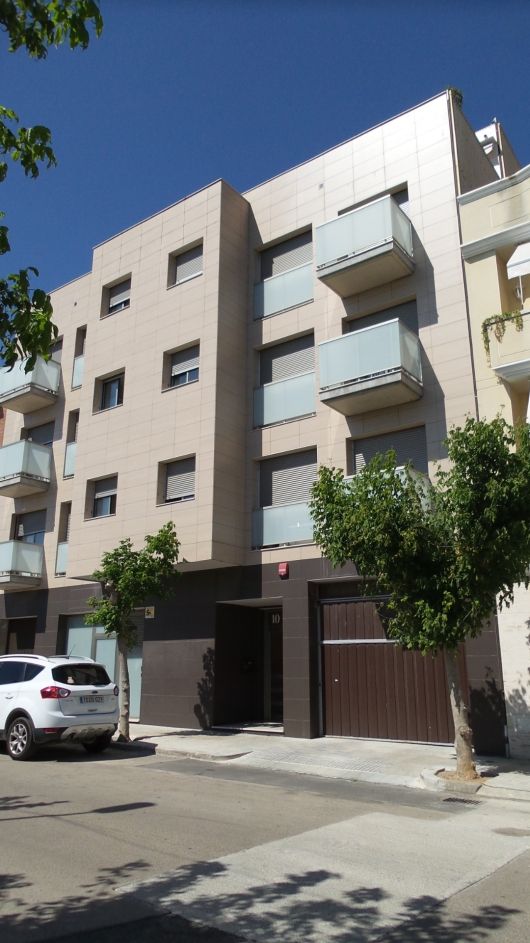 Vista exterior de Traster en venda en El Morell