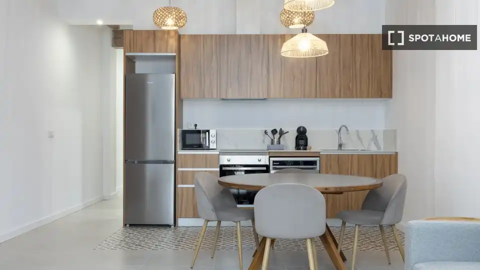 Kitchen of Flat for rent in Valencia  with Air Conditioner, Heating and Furnished