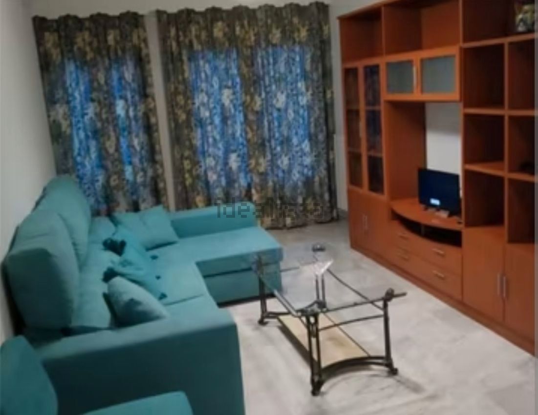 Sala d'estar de Pis de lloguer en Las Gabias amb Aire condicionat, Calefacció i Moblat