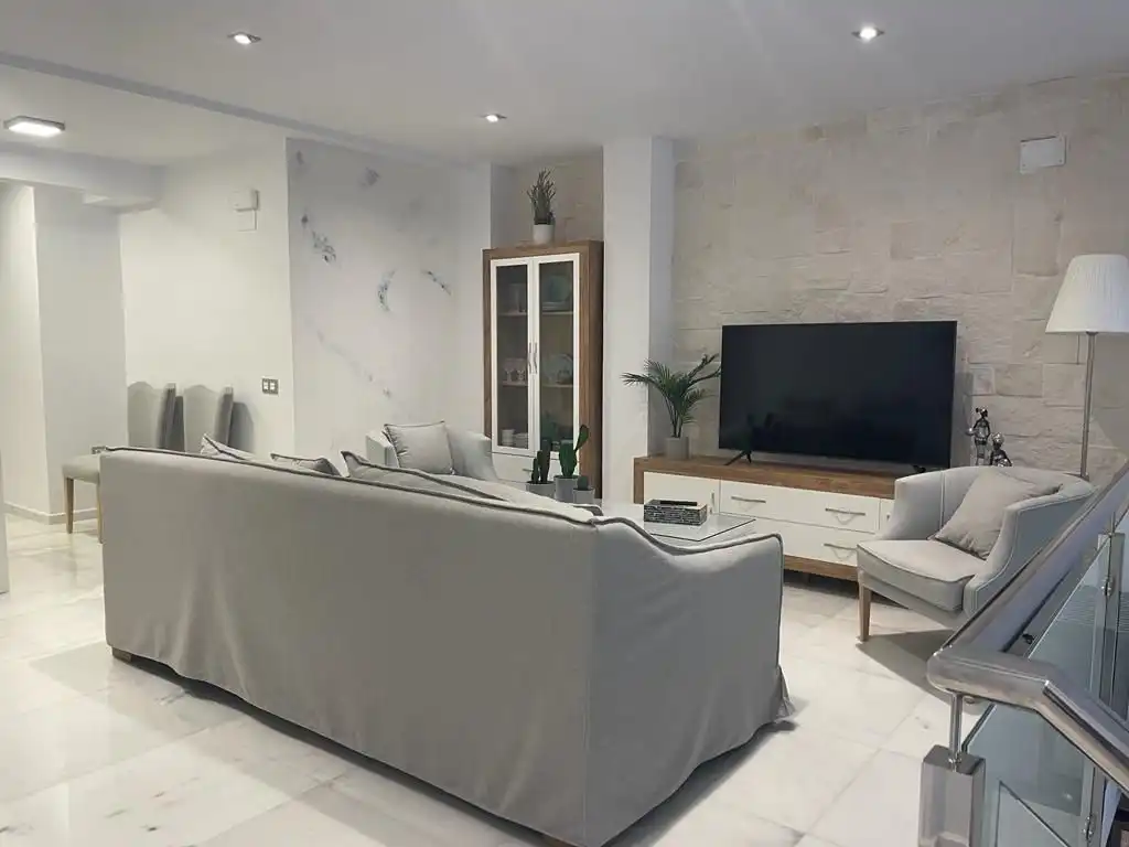 Wohnzimmer von Geschaftsraum zum Verkauf in Marbella