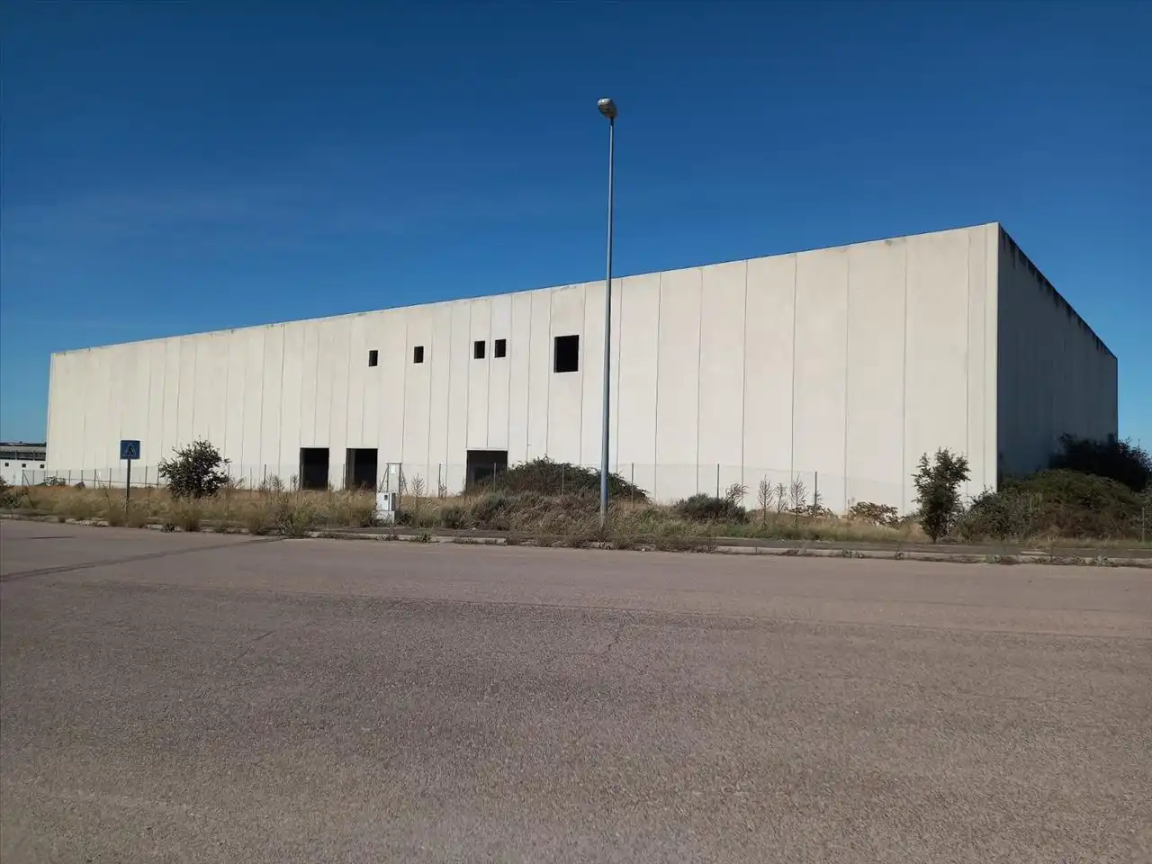 Nau industrial en venda a POL LA DEHESILLA, Trujillo