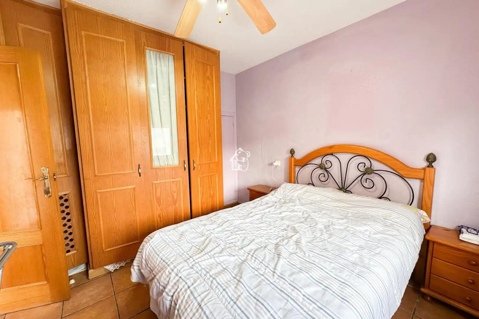 Dormitori de Casa adosada de lloguer en Torrevieja amb Aire condicionat, Terrassa i Piscina
