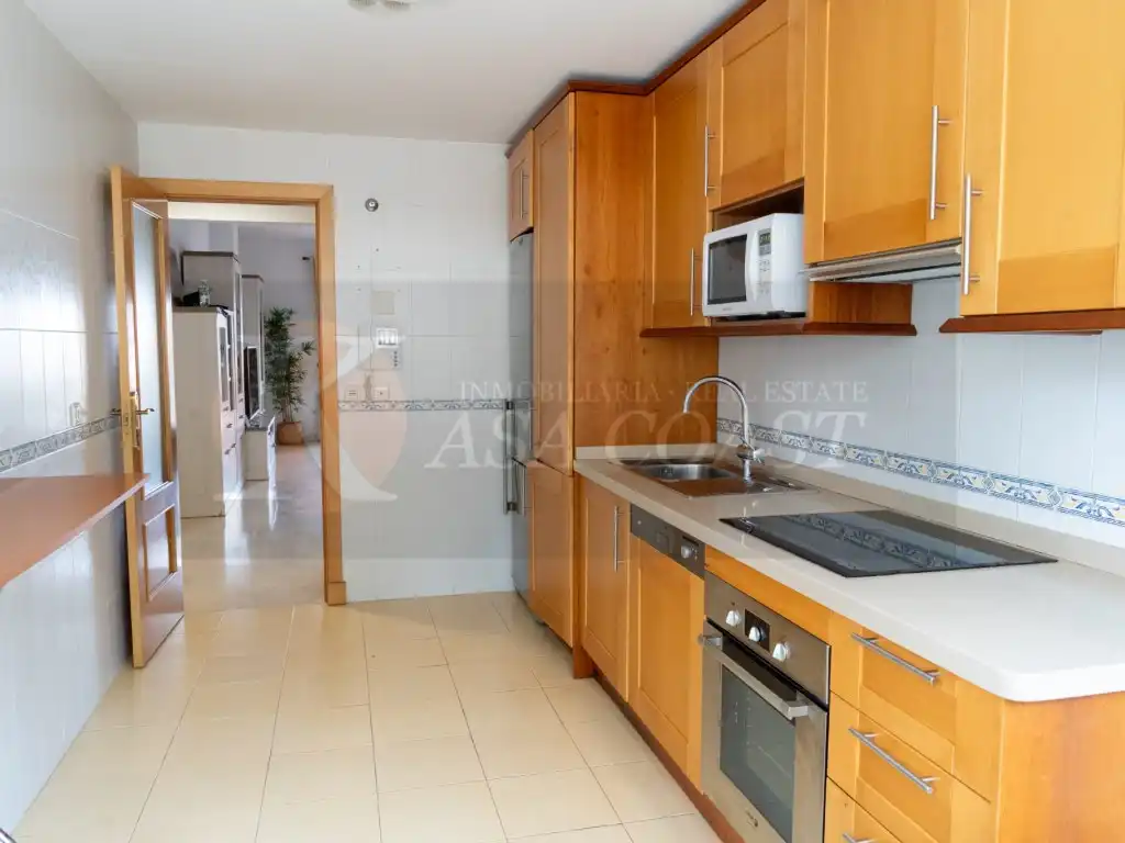 Cocina de Piso en venta en Fuengirola con Aire acondicionado, Jardín privado y Terraza