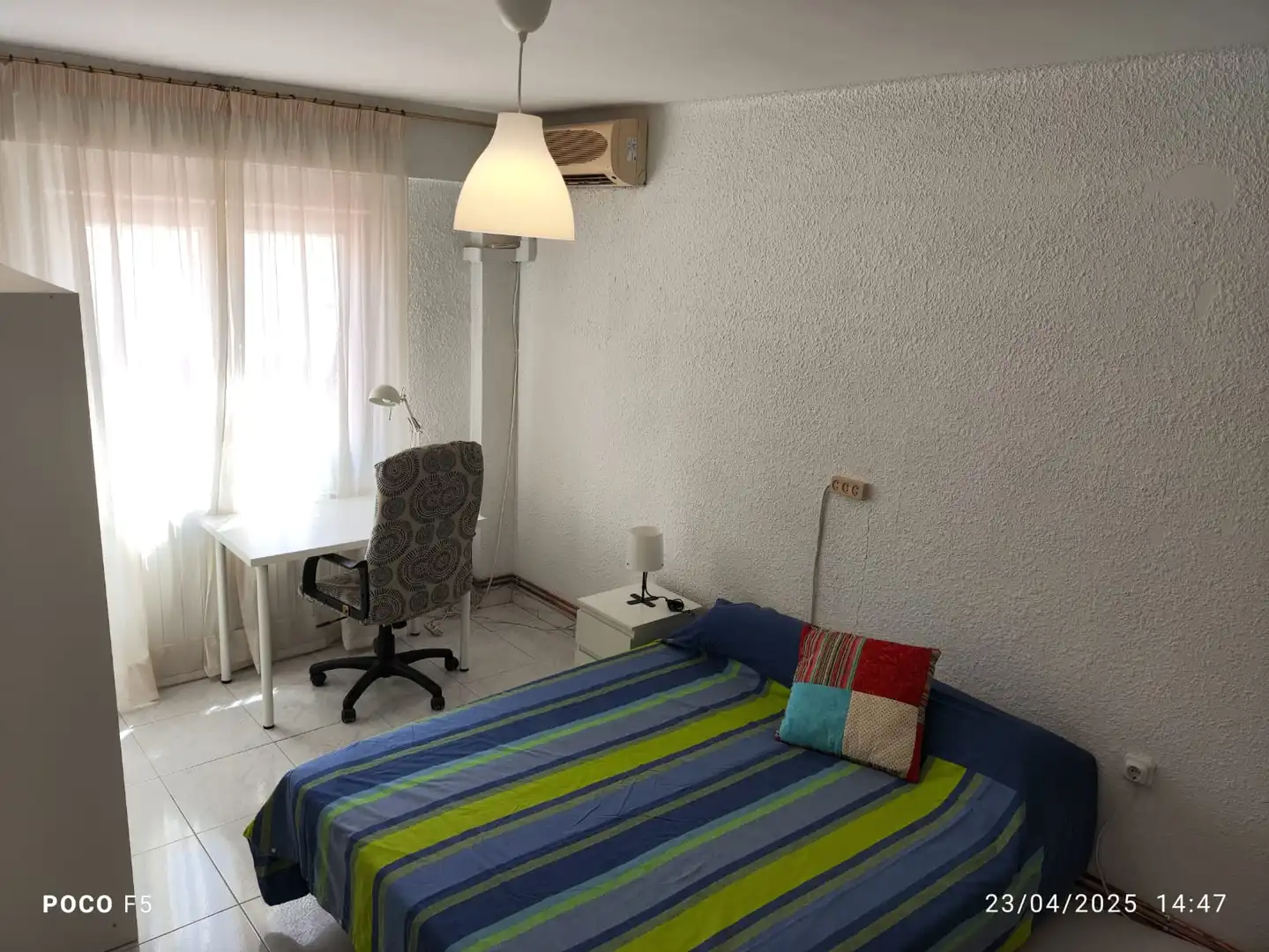 Bedroom of Flat for rent in Zaragoza  with Heating, Parquet flooring and Furnished