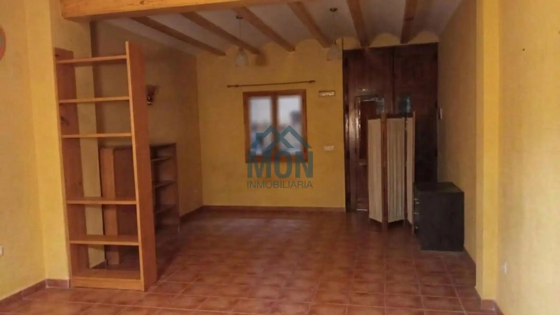 Sala de estar de Casa o chalet en venta en Montserrat con Terraza, Horno y Balcón