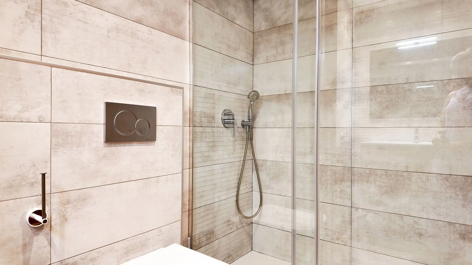 Bany de Apartament de lloguer en Valencia amb Aire condicionat, Calefacció i Terrassa