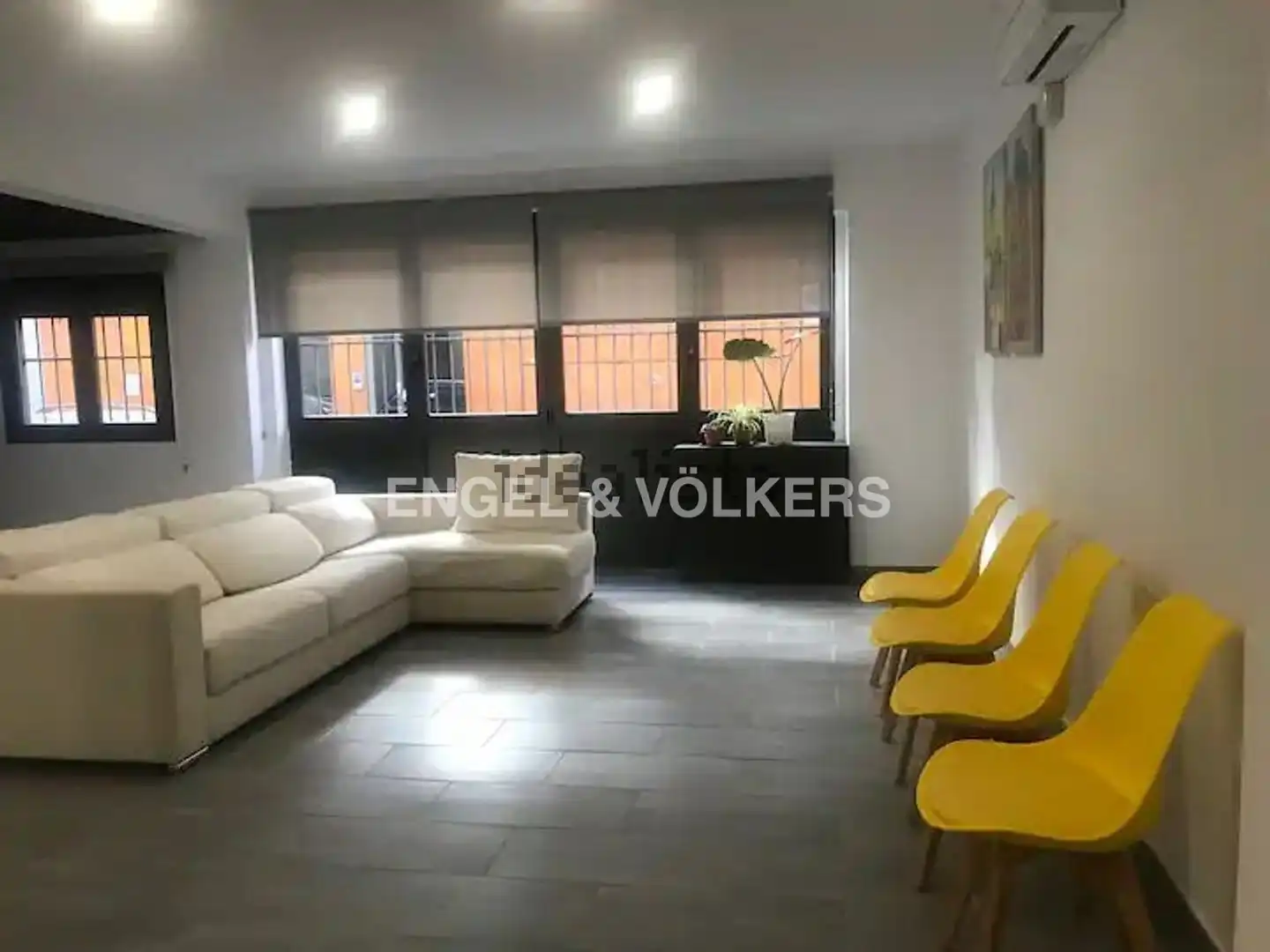 Living room of Flat for rent in  Barcelona Capital  with Air Conditioner and Heating