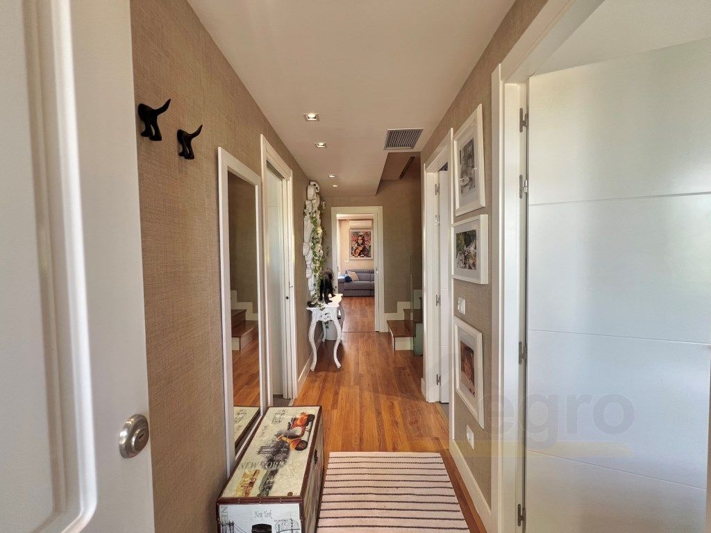 Single-family semi-detached for sale in Boadilla del Monte  with Air Conditioner, Private garden and Terrace