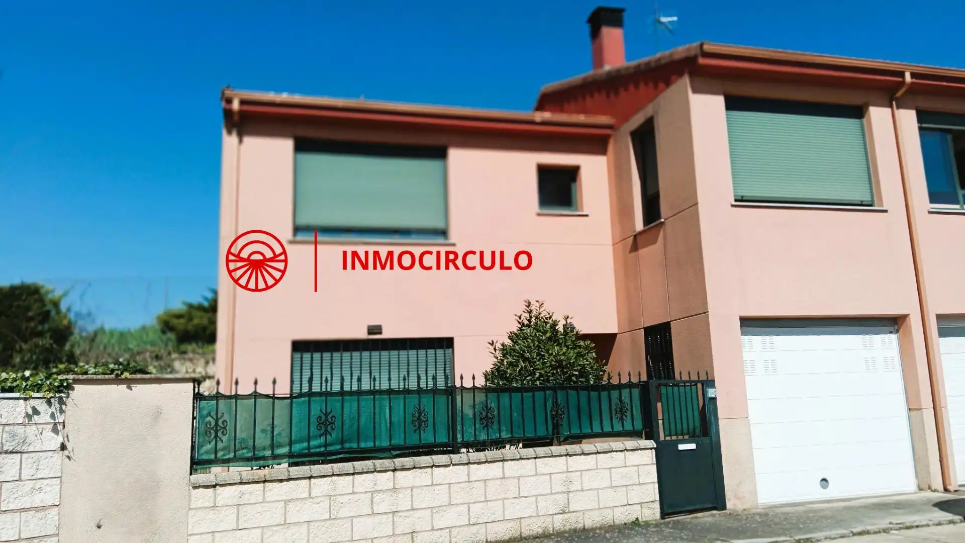 Vista exterior de Casa adosada en venta en Cogollos con Jardín privado