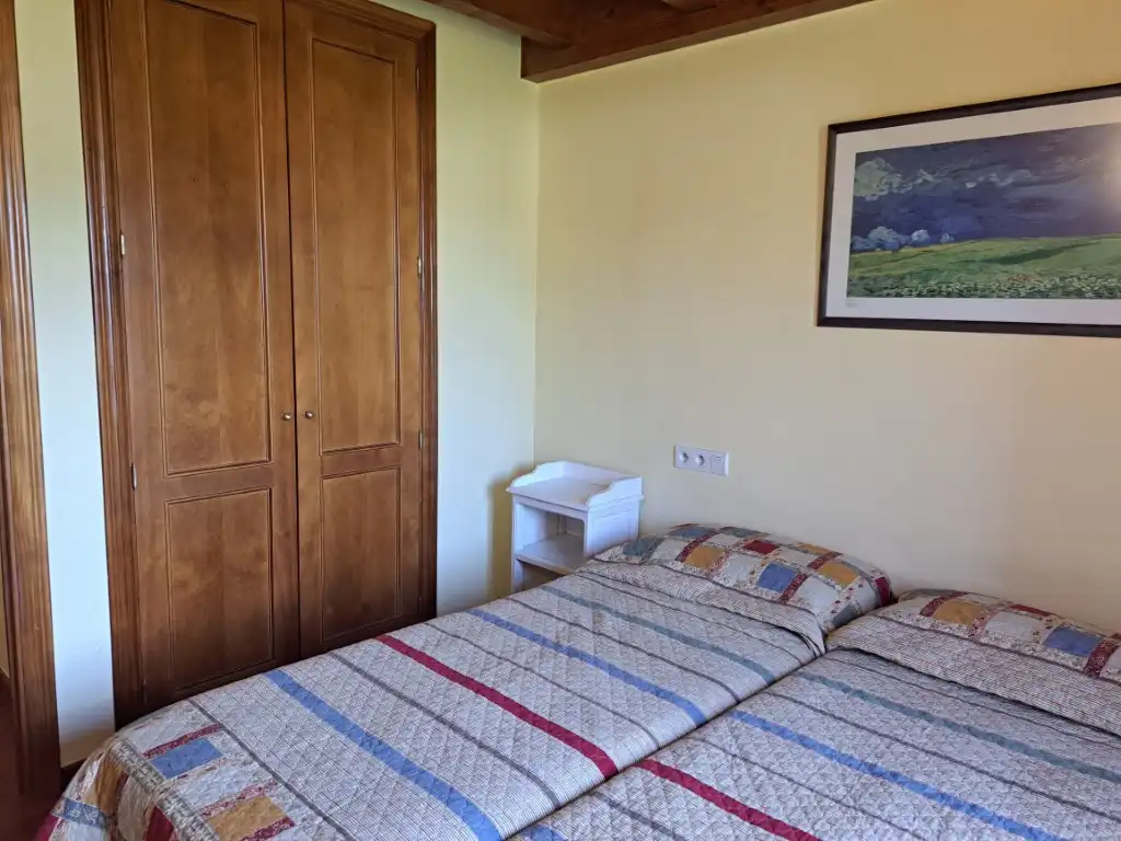 Schlafzimmer von Haus oder Chalet zur Miete in Osséja mit Heizung, Privatgarten und Möbliert