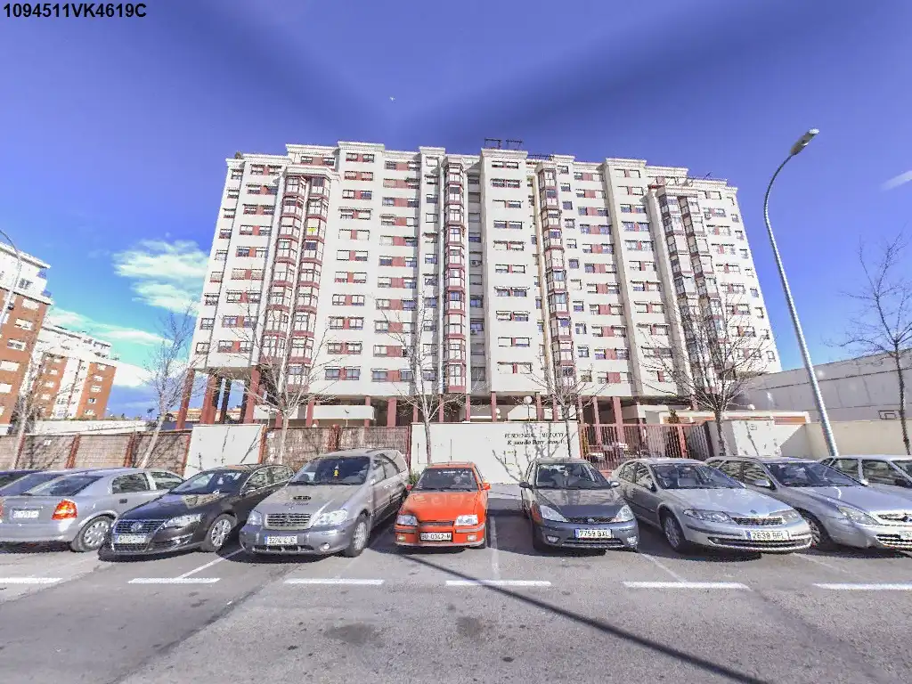 Exterior view of Garage for sale in Madrid