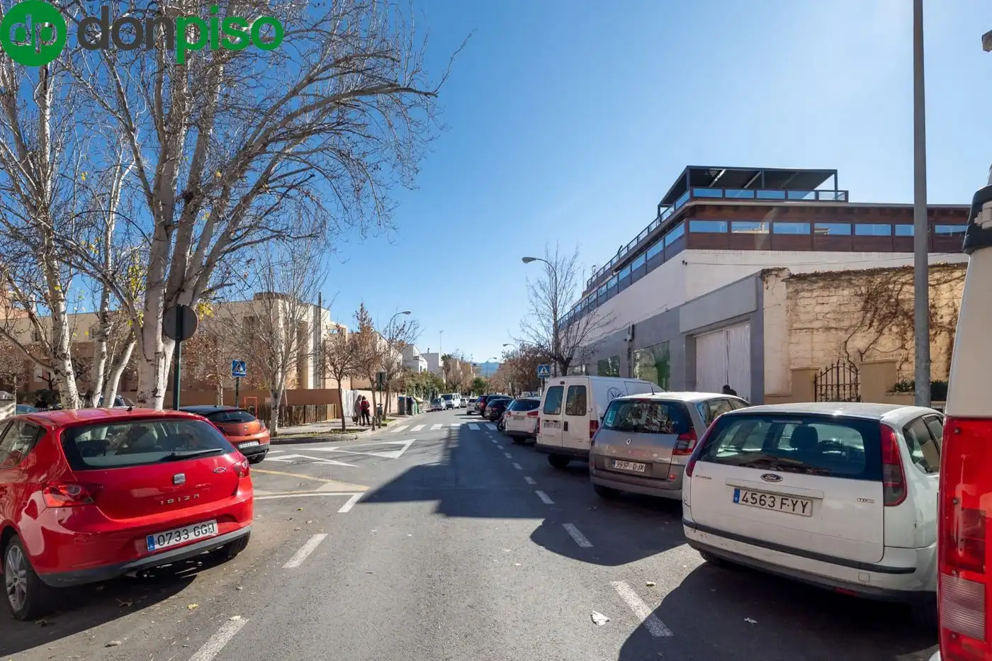 Außenansicht von Geschaftsraum zum Verkauf in Granada mit Klimaanlage