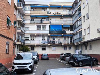 Vista exterior de Pis en venda en Móstoles amb Calefacció i Terrassa