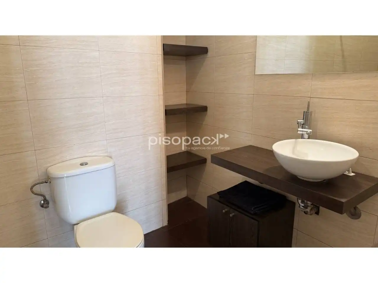 Bathroom of Flat for sale in  Pamplona / Iruña  with Heating, Parquet flooring and Storage room