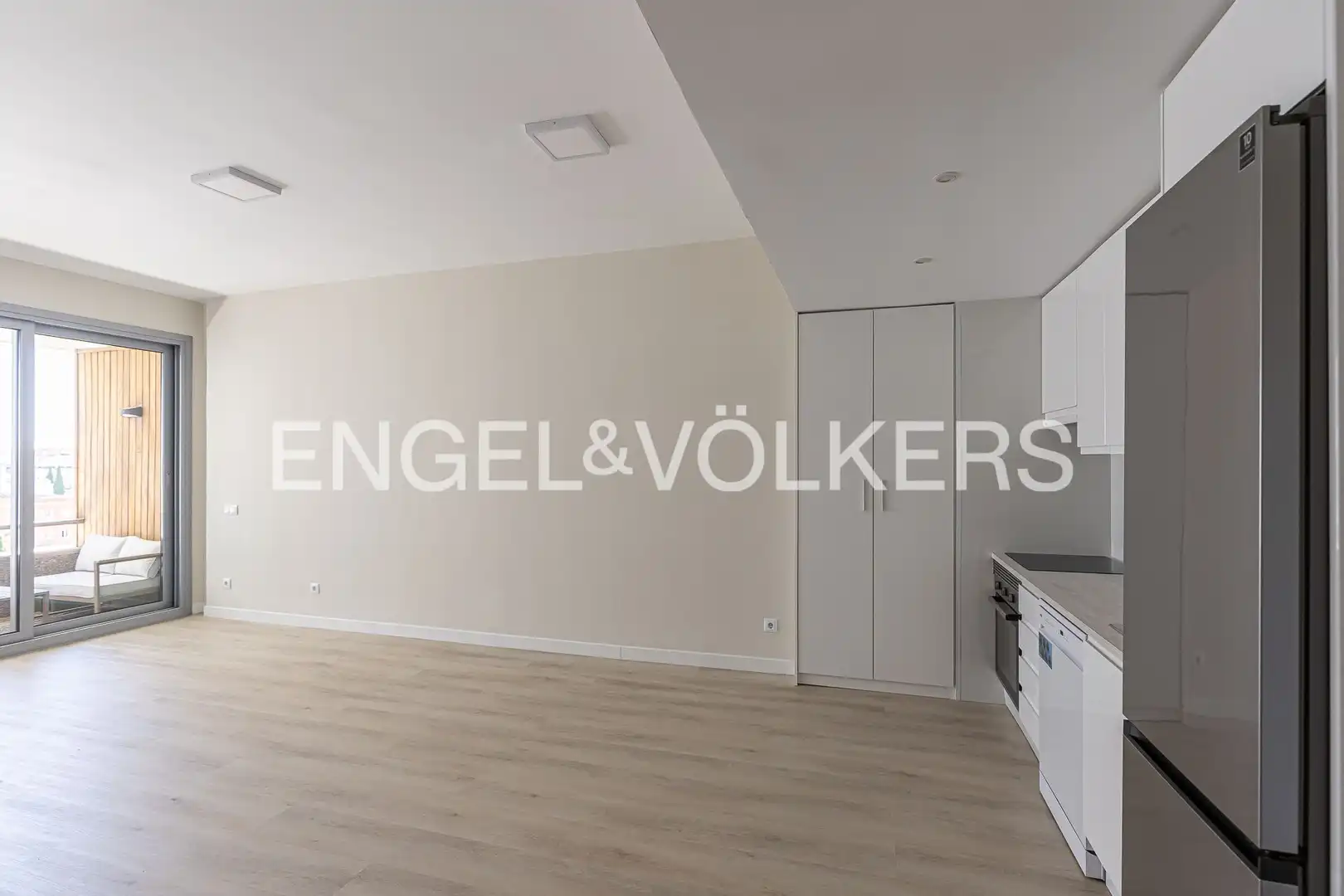 Kitchen of Flat for rent in Madrid  with Air Conditioner, Heating and Terrace