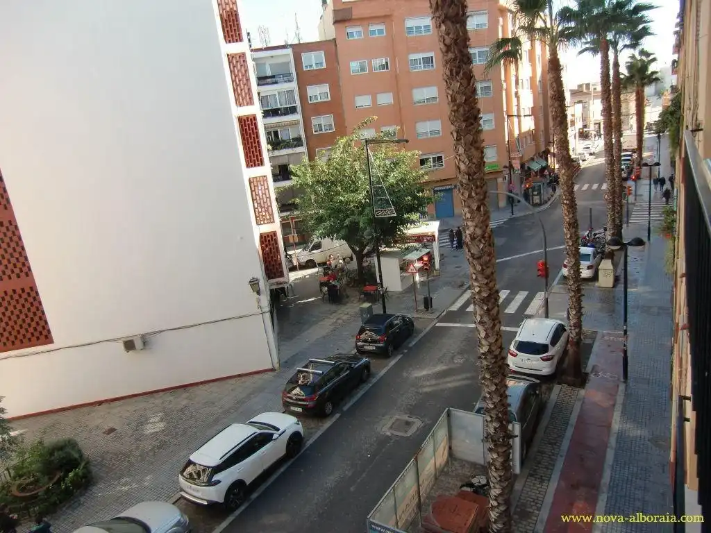 Vista exterior de Pis en venda en Alboraya amb Aire condicionat, Moblat i Balcó