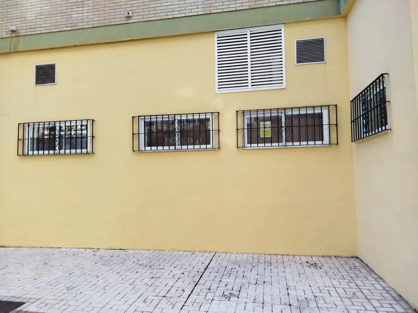 Vista exterior de Local en venta en Málaga con Aire acondicionado, Calefacción y Parquet