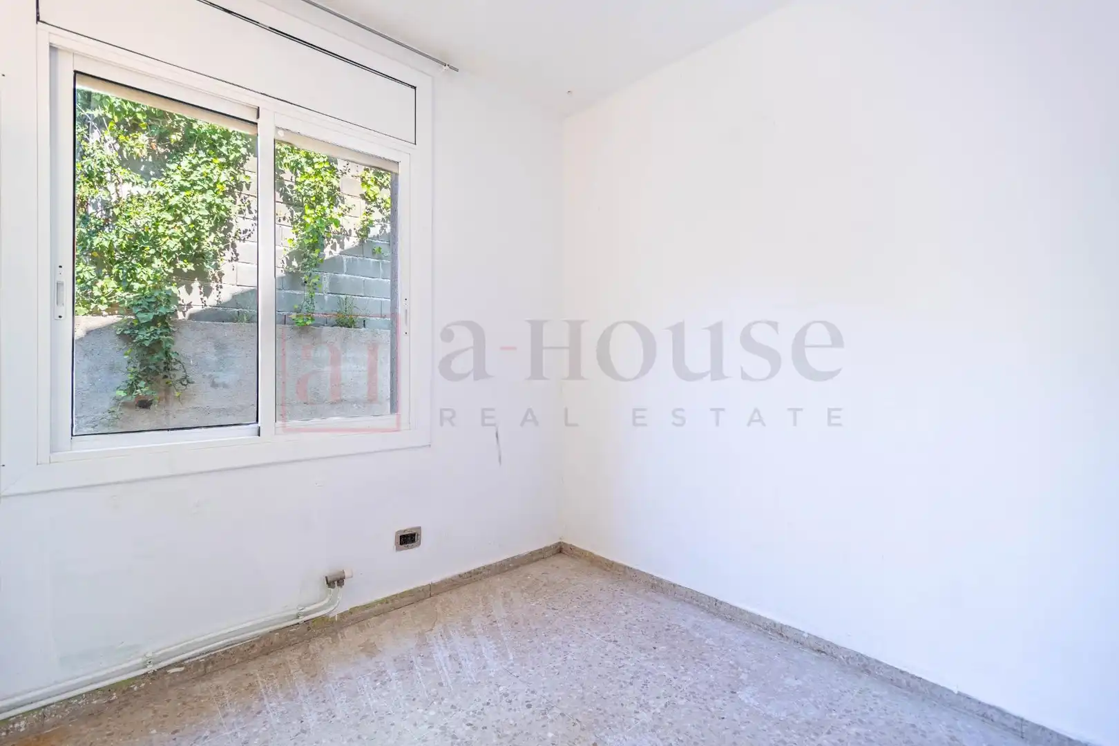 Dormitori de Casa o xalet en venda en Barcelona amb Aire condicionat, Calefacció i Terrassa