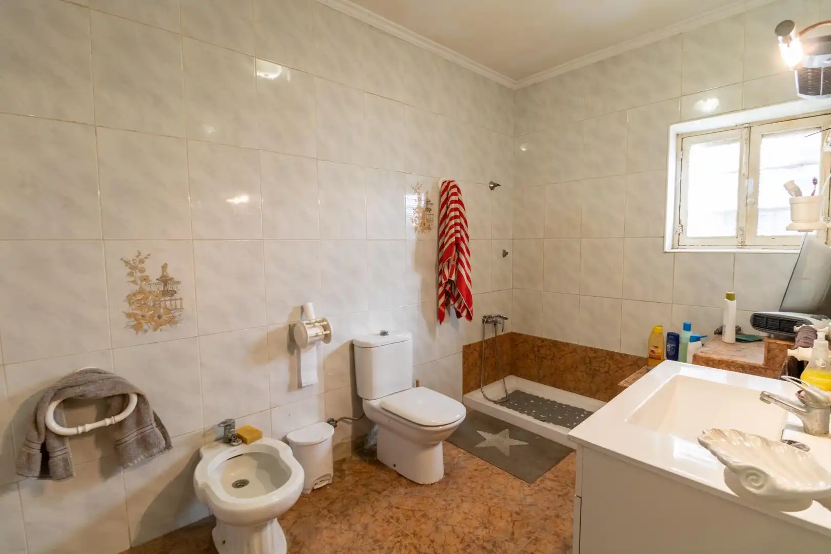 Bany de Finca rústica en venda en Benahadux amb Aire condicionat, Jardí privat i Terrassa