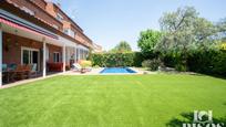 Piscina de Casa adosada en venda en Sant Quirze del Vallès amb Calefacció, Traster i Piscina
