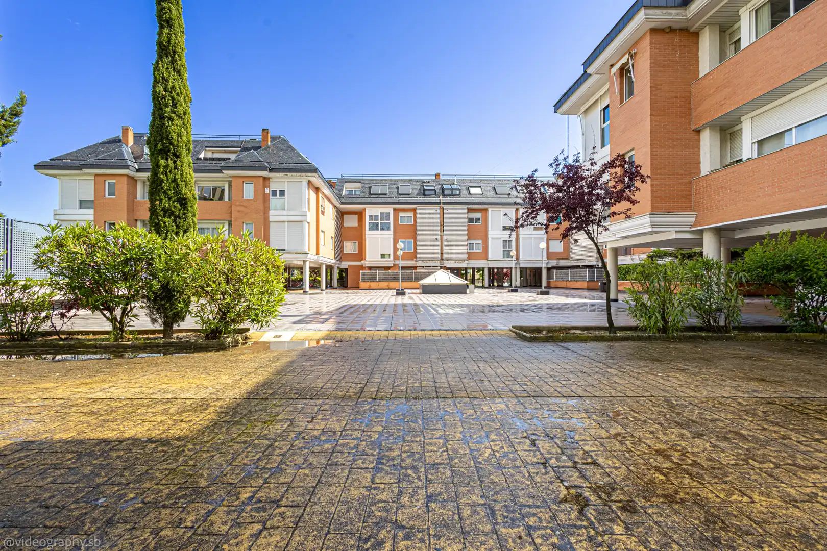 Exterior view of Flat for sale in Las Rozas de Madrid  with Air Conditioner, Heating and Terrace