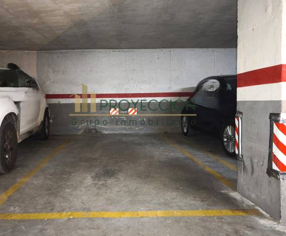 Garaje en Venta en Carrer d'Agullent en Barrio de Benicalap