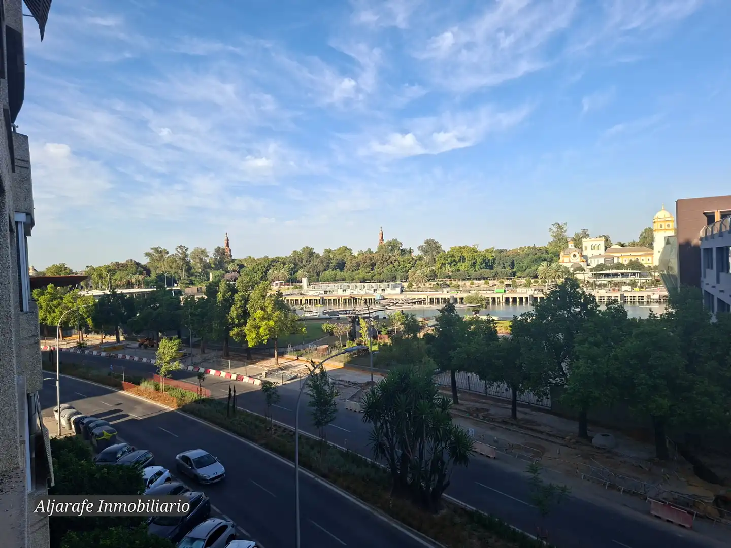 Exterior view of Flat for sale in Sevilla  with Air Conditioner, Heating and Private garden