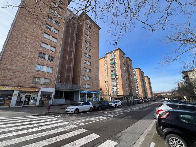 Piso en Venta en Carrer de la Font dels Capellans, 16 en Fonts dels Capellans - Sagrada Família