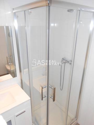 Piso en Venta en Calle Sierra de Cazalla en Numancia