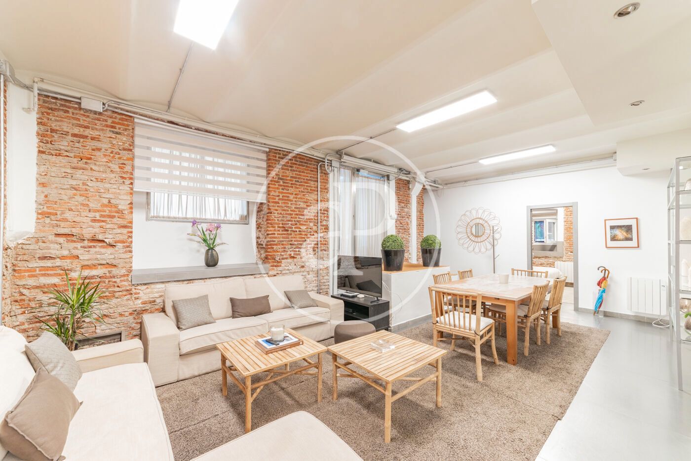 Flat for sale in  Madrid Capital  with Air Conditioner, Heating and Furnished