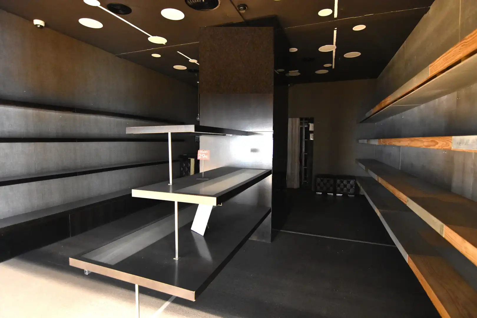 Local comercial en alquiler en Rúa Ramón y Cajal, imagen 8