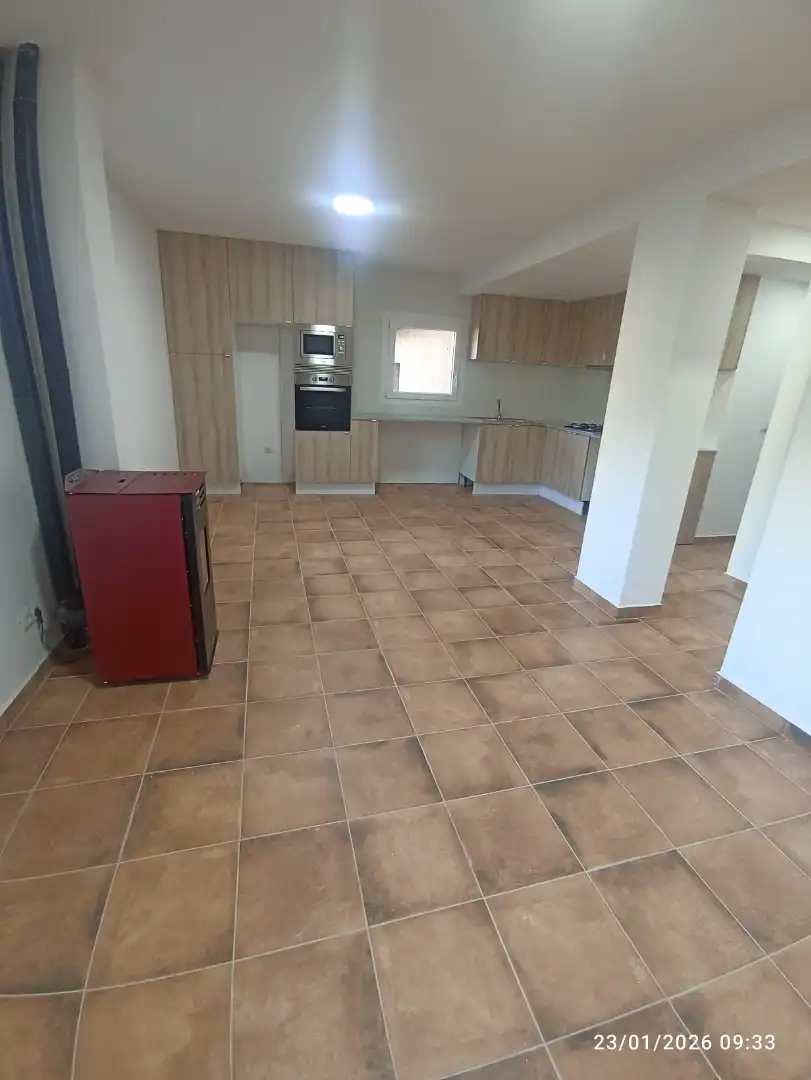 Küche von Wohnung zur Miete in Avià mit Heizung und Ofen