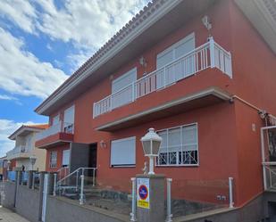 Vista exterior de Casa o xalet en venda en Candelaria amb Jardí privat, Terrassa i Traster
