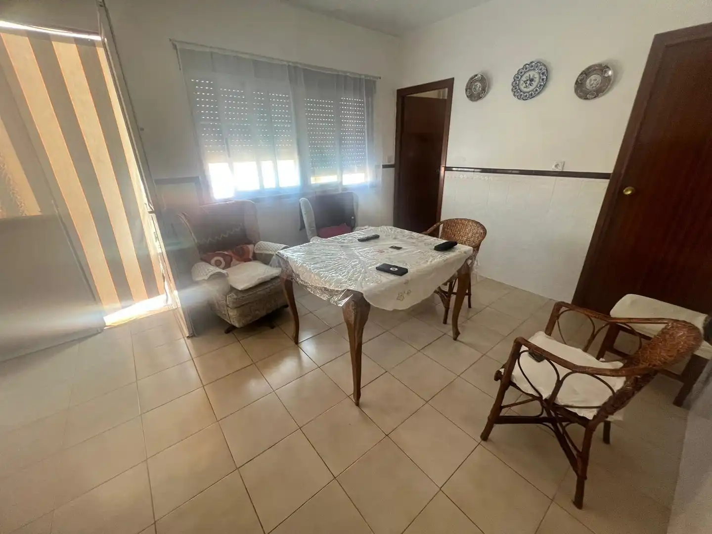 Menjador de Casa o xalet en venda en Almadén amb Calefacció, Jardí privat i Moblat