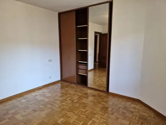 Bedroom of Flat for rent in Ames  with Heating