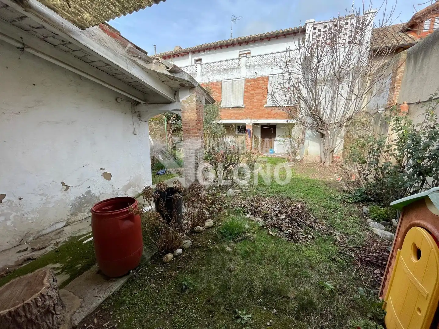 Casa o chalet en venta en Leiva con Calefacción, Jardín privado y Parquet