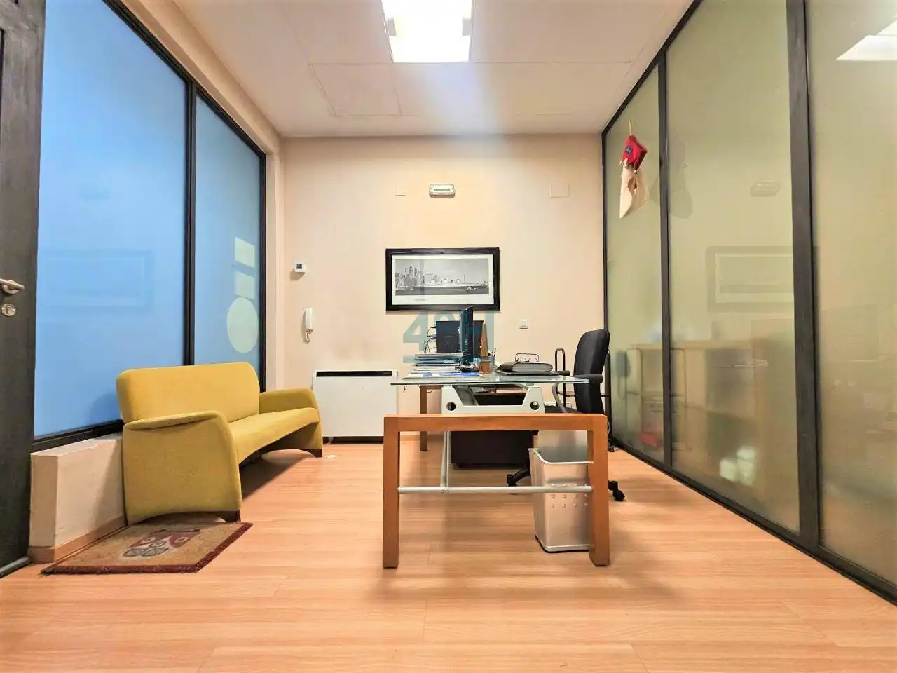 Geschaftsraum zum Verkauf in Ourense Capital 