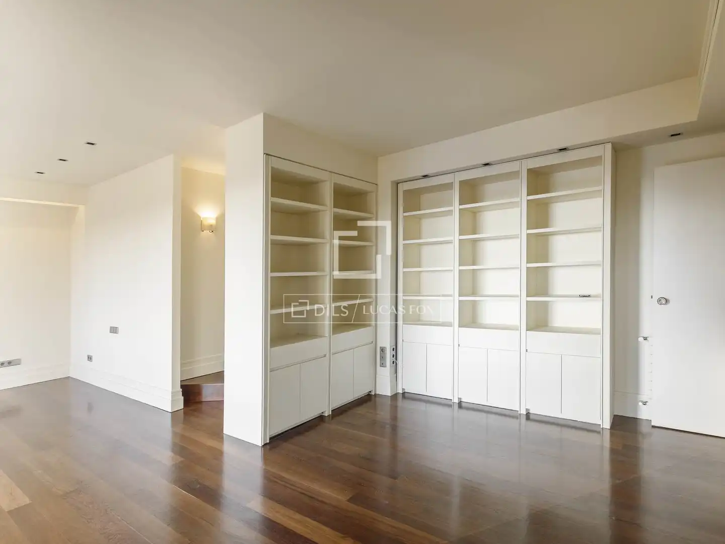 Bedroom of Attic for rent in Madrid  with Air Conditioner, Heating and Private garden