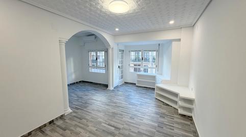 Foto 5 de Piso de alquiler en Carrer de la Reina, El Cabanyal - El Canyamelar,  Valencia Capital