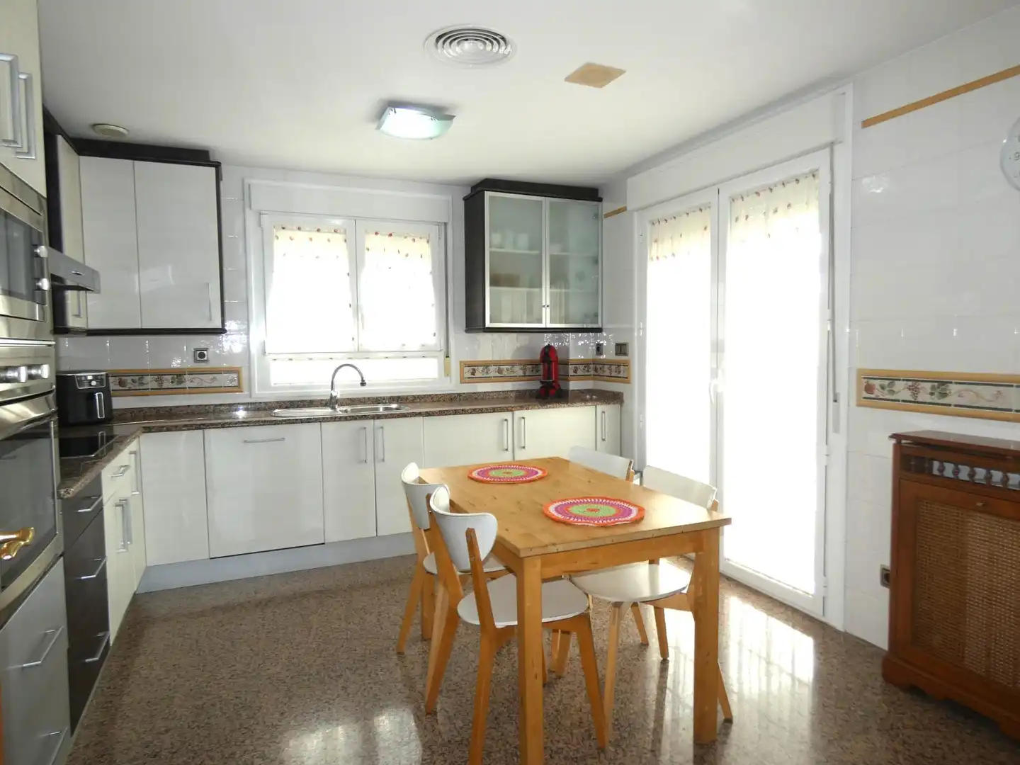 Cuina de Casa o xalet en venda en Utebo amb Aire condicionat, Calefacció i Jardí privat