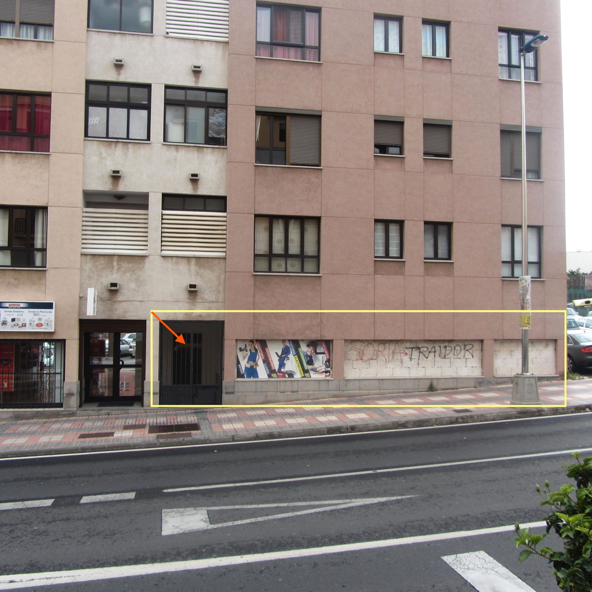 Vista exterior de Local en venda en Telde