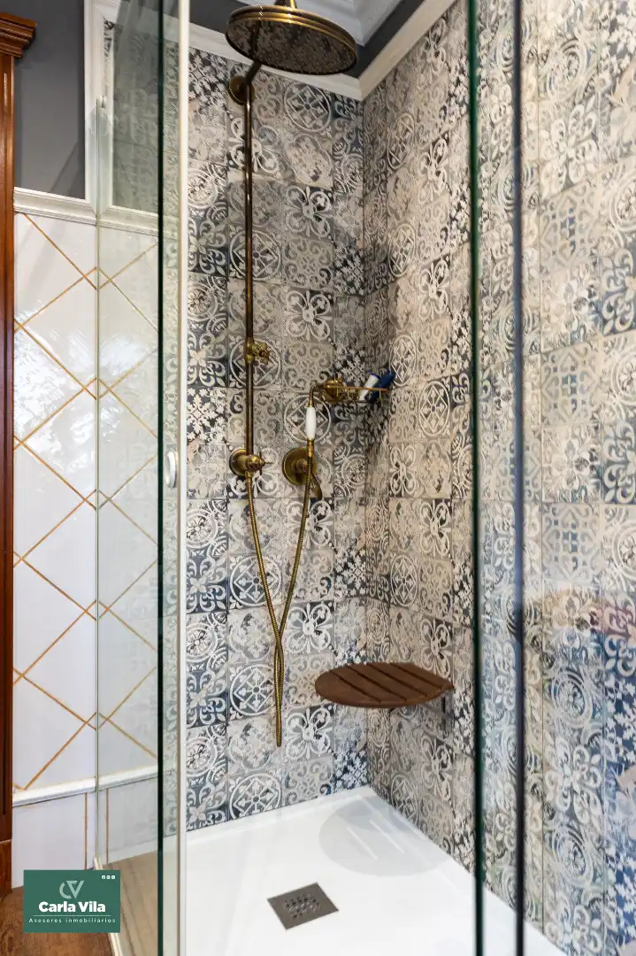 Bathroom of Houses for sale in Lugo  with Heating, Private garden and Parquet flooring