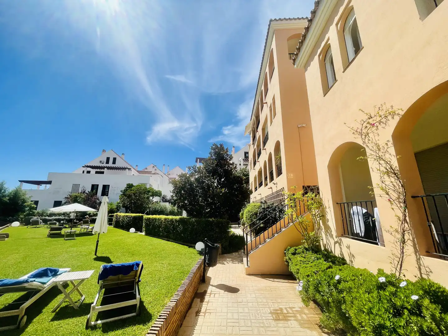 Apartament amb piscina en venda a Nueva Andalucía, imagen 22