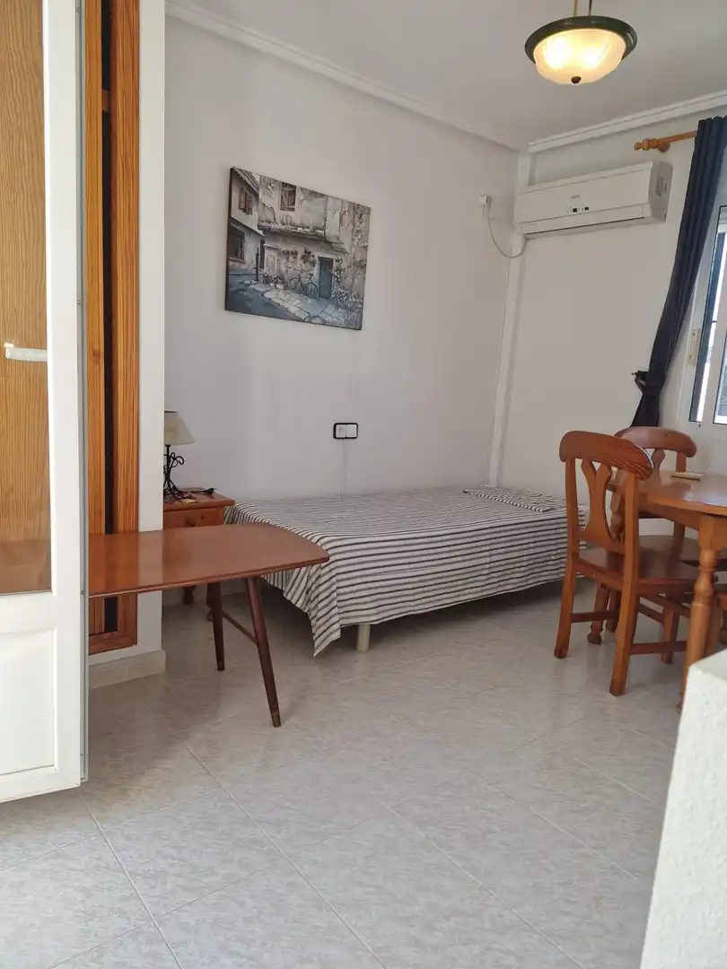 Maison mitoyenne avec piscine à louer à Playa de los Locos, imagen 13